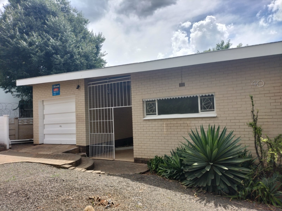 To Let 3 Bedroom Property for Rent in Generaal De Wet Free State